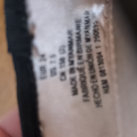 Toddler Black Slip On Ballet Flat Shoes - Picture 9 of 9